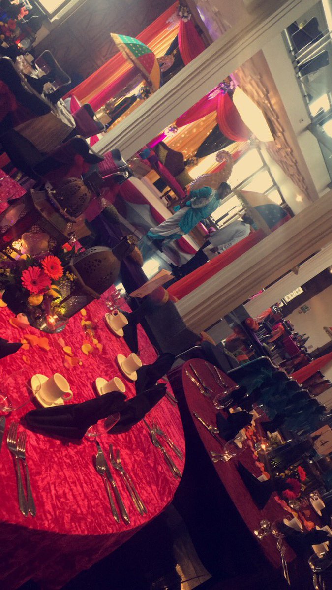 PRAlearning's tweet image. Entrance at the saddleworth hotel #2of4 #Bhangra #Entrance #BrideAndGroom #SaddleworthHotel #Dhol