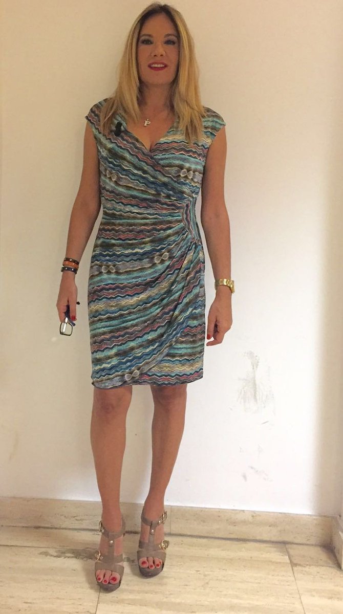 De Takezo está tarde en @QTTF cerramos la semana,y creo que de muy buena manera,como una <a href="/belenrdguez/">Belén Rodríguez</a> estupenda