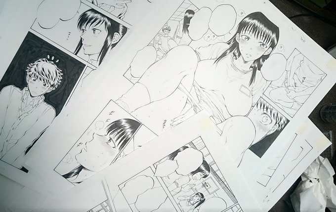 ペン入れしてる 