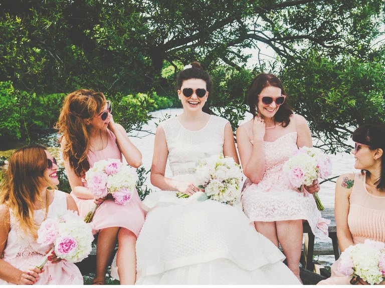 theknot's tweet photo. 5 photos that prove sunglasses are great wedding accessories: https://t.co/ArZIvwddad https://t.co/8jkPzDegkx