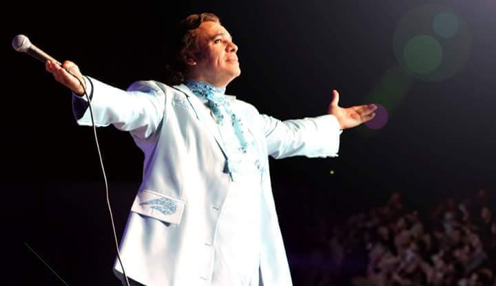 FansCoda's tweet photo. Grande maestro, Gracias por tu música, tus canciones, tus vivencias y tu existir Q.E.P.D ( 1950-2016) #JuanGabriel https://t.co/Ufu79n9UHm