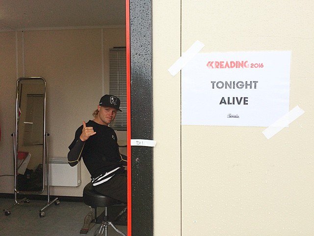 TonightAlive's tweet photo. Thanks @Radio1RockShow for letting us take over your Instagram! Big love to @DanielPCarter and everyone in the UK! X https://t.co/VivJErRcV5