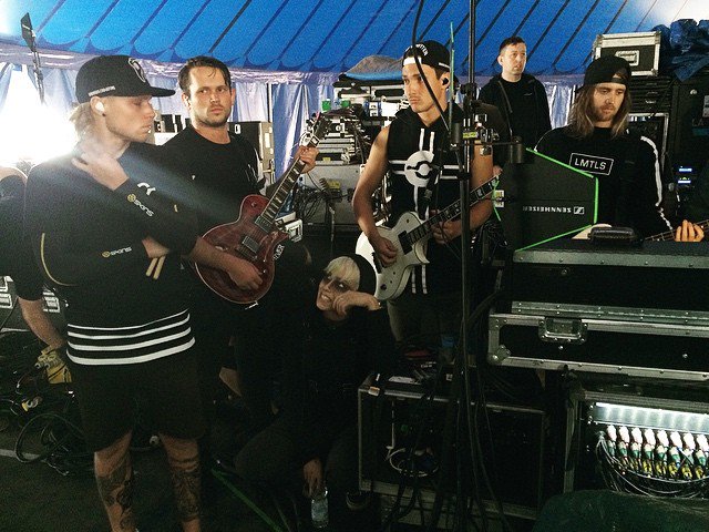 TonightAlive's tweet photo. Thanks @Radio1RockShow for letting us take over your Instagram! Big love to @DanielPCarter and everyone in the UK! X https://t.co/VivJErRcV5