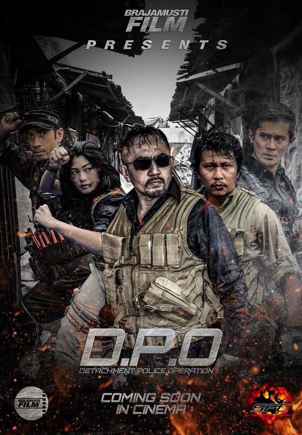 erikarlebang's tweet photo. Keren #AaGatot 

Ini pasti promo paling radikal di sejarah dunia pemasaran. Tema flim sama dengan alasan ditangkep https://t.co/MqjrdjYFAq