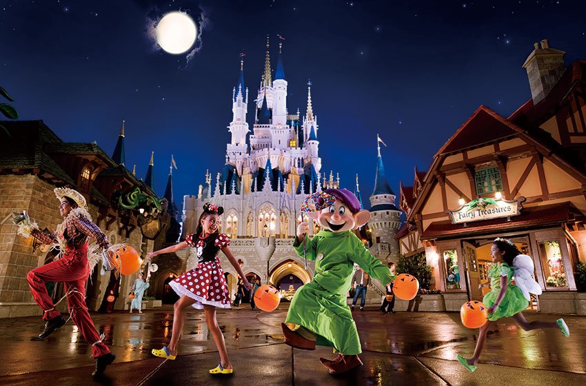 ディズニー公式 フロリダのウォルト ディズニー ワールドで恒例の ミッキーのノット ソー スケアリー ハロウィーン パーティー を今年も開催 ハロウィーン仕様に装飾されたパークや花火は必見 詳細は T Co 9hgexpu2qg ディズニー公式 フロリダのウォルト ディズニー ワールドで恒例の ミッキーのノット ソー スケアリー ハロウィーン パーティー を今年も開催 ハロウィーン仕様に装飾されたパークや花火は必見 詳細は T Co 9hgexpu2qg