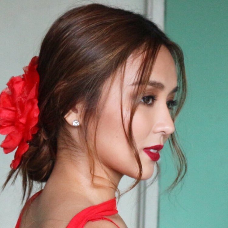 marvicdave's tweet image. "This girl is on FIREEEE..." 🔥 // #PushAwardsKathNiels