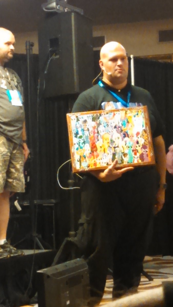 Wish_Pony's tweet photo. Had a blast at #fillycon; charity auction was heartwarming! Can't wait for next year! #fillycon16 #mlp #brony #pony https://t.co/Qi1EojvchU