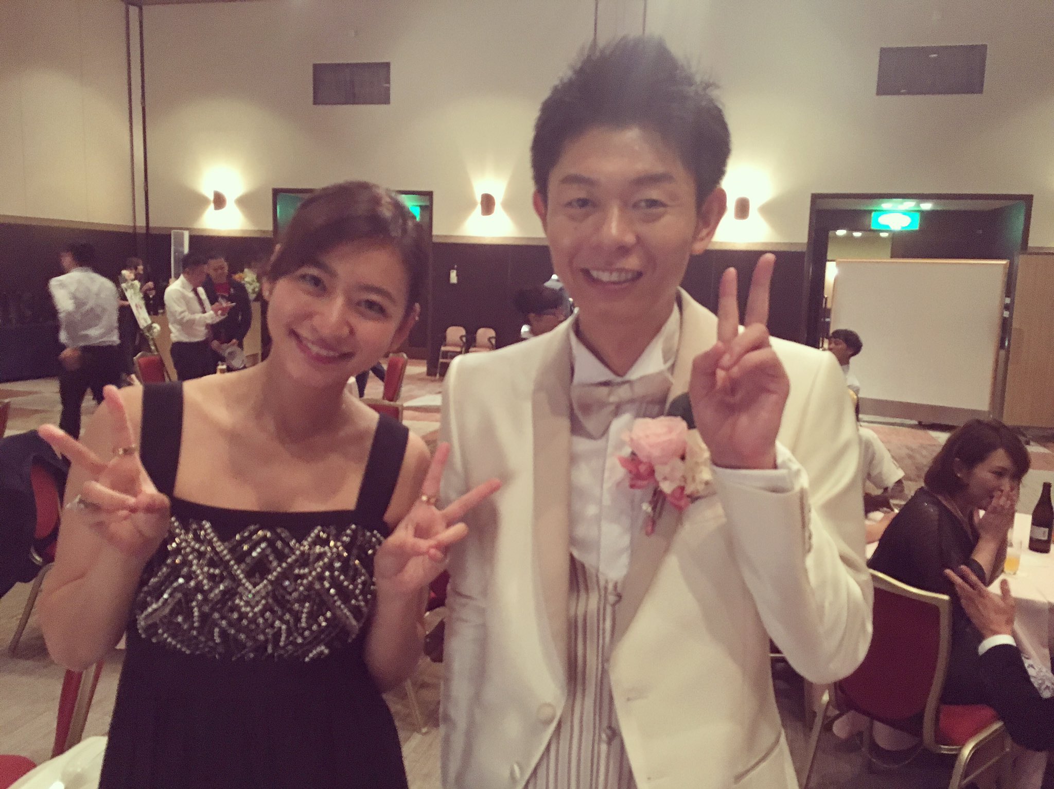 西田有沙 昨日は島田秀平さんの結婚式でした 5年前に初めて出会い たくさんのことを教えてくださり とにかくいつも優しい先輩です 末長くお幸せに 大好きpon チーム T Co C0kqgiz8e3 Twitter