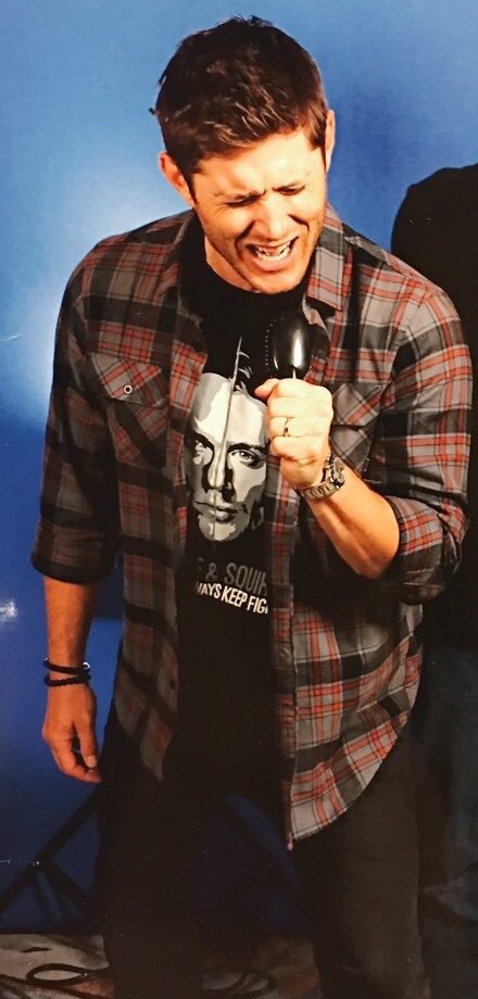 DeeMacNY's tweet photo. Awww Jensen was wearing the J2 #AKF Moose &amp; Squirrel shirt today ❤️❤️ https://t.co/IyEJpuAZge