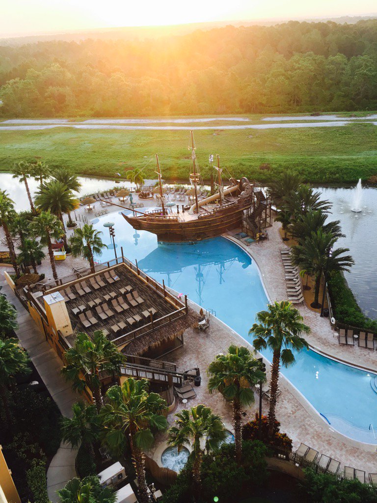 hotel room views tweet media