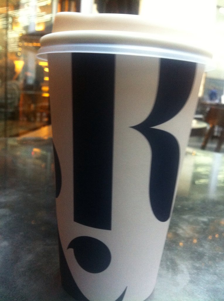 JohnPatrick_101's tweet photo. @pabloandrustys take away Dirty Chai for me #SydneyCity #PabloAndRustys #Coffee #Cafe #CoffeeShop https://t.co/L5hFSDHOYY