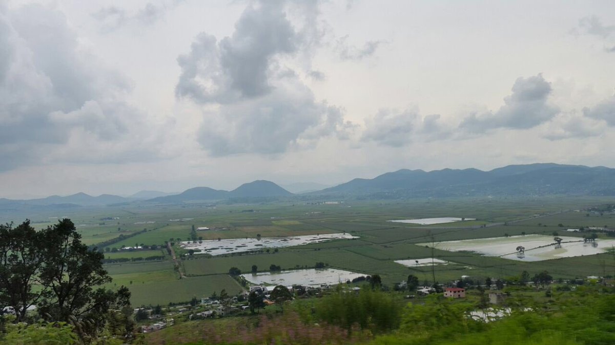 AnaLiliaHerrera's tweet photo. Les comparto estos hermosos paisajes en el norte de nuestro querido #EdoMéx.
#PostalesQueEncantan https://t.co/1SNFynHOZx