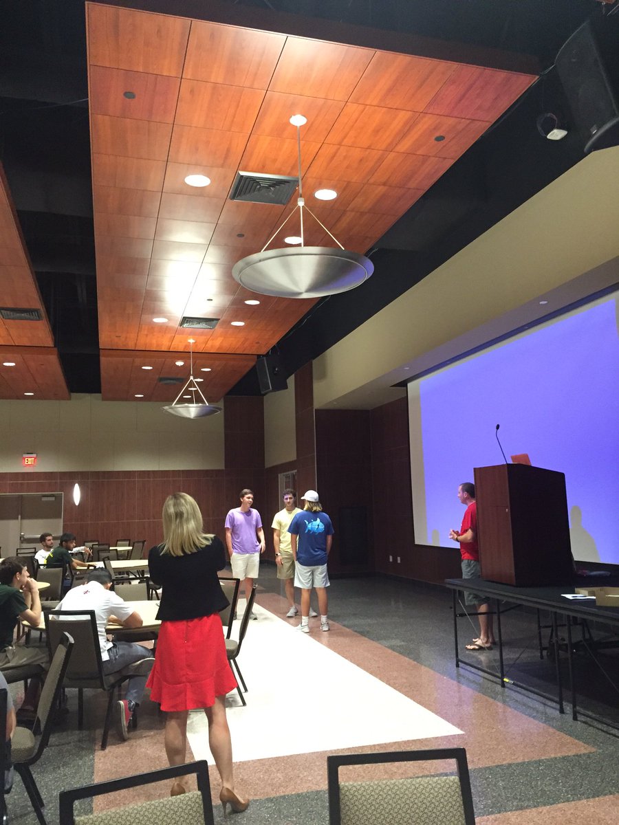 ifc_ul's tweet photo. Starting the semester off right with an IFC recruitment retreat. #ULGetInvolved #GeauxCajuns https://t.co/9A3bpfhctT
