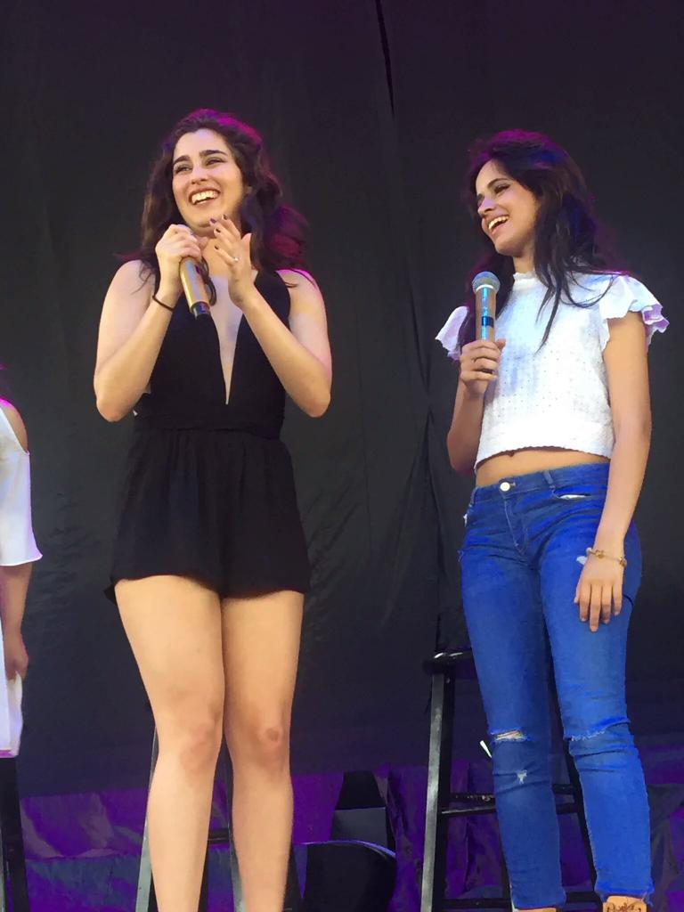 harmosvotesproj's tweet photo. Temos apenas mais TRÊS dias para votar Harmos. VAMOS LÁ! ♡ 

#MTVHottest Fifth Harmony https://t.co/zwK3q0VHqX