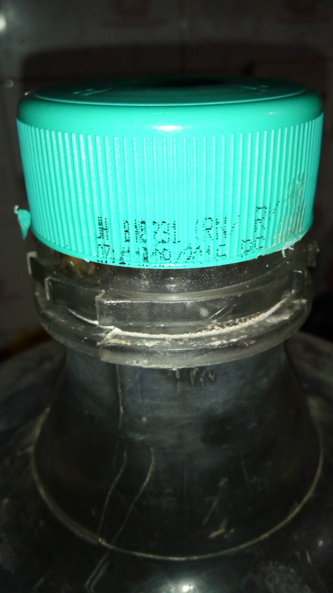 vipulsrivasta's tweet photo. @BisleriZone do u really think this is the purest form of water.seeing the Bottle u think anyone wud lik to kiss it. https://t.co/RjPFD38YAl