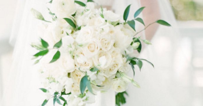 What is your wedding style? Hurry, find out now! stylemepretty.com/2016/01/03/gui… Photo: <a href="/ktmerry/">KT Merry</a>