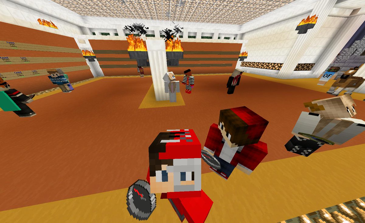 MinecraftTbs's tweet photo. RT if you remember...

The old McGAMER hubs https://t.co/OZBgH8GeuS