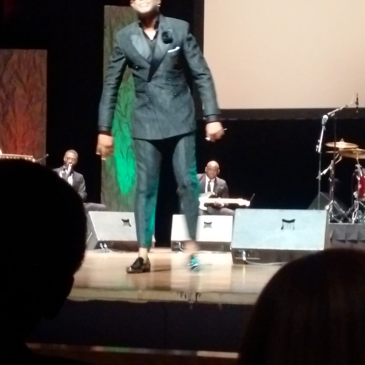 HealTheHood_'s tweet photo. Comedian @johnathanSlocum closing at #BIBA2016. Outstanding for HTH to be honored as a finalist. Great job Memphis! https://t.co/Sa9vYKAnXp