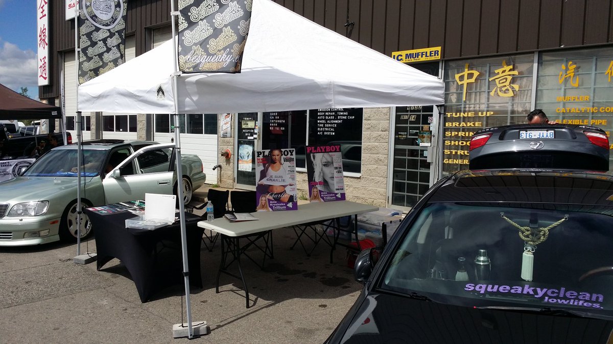 AniaKrosinska's tweet photo. Leaving the car show in #ScarboroughRougeRiver 4 some door knocking!Thanks to #wheelsdirect 4 a great show @ScarbTO https://t.co/AFNqIj82Jy