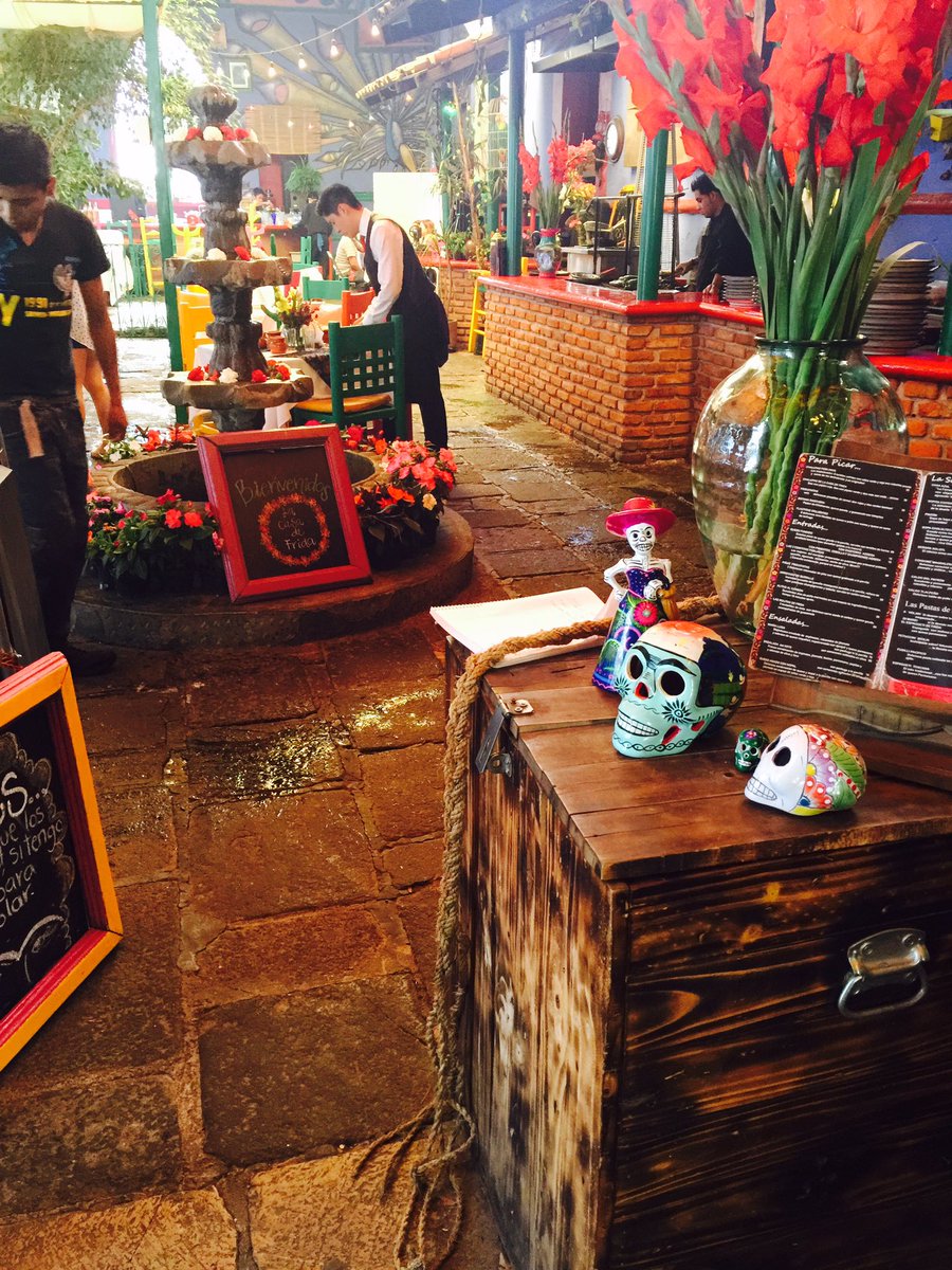 SoyLadyCorrales's tweet photo. La casa de Frida en Cholula, hace el mejor Chile en Nogada que hay, definitivo. https://t.co/oExvia7Wv3