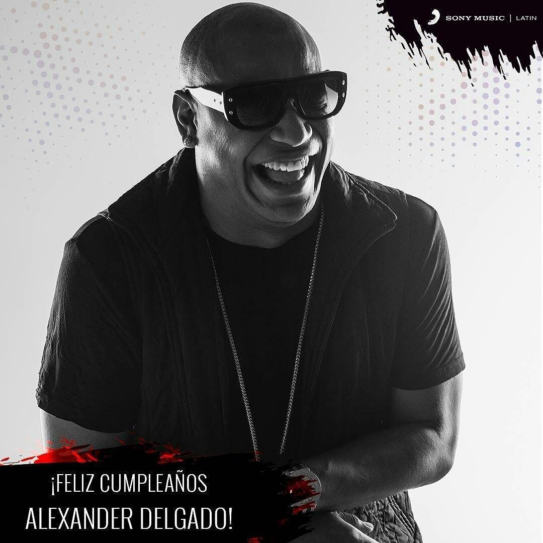 Feliz cumple #AlexanderDelgado de @GdZOficial  🎈🎈
¡Que los cumplas feliz! 🎉🎊