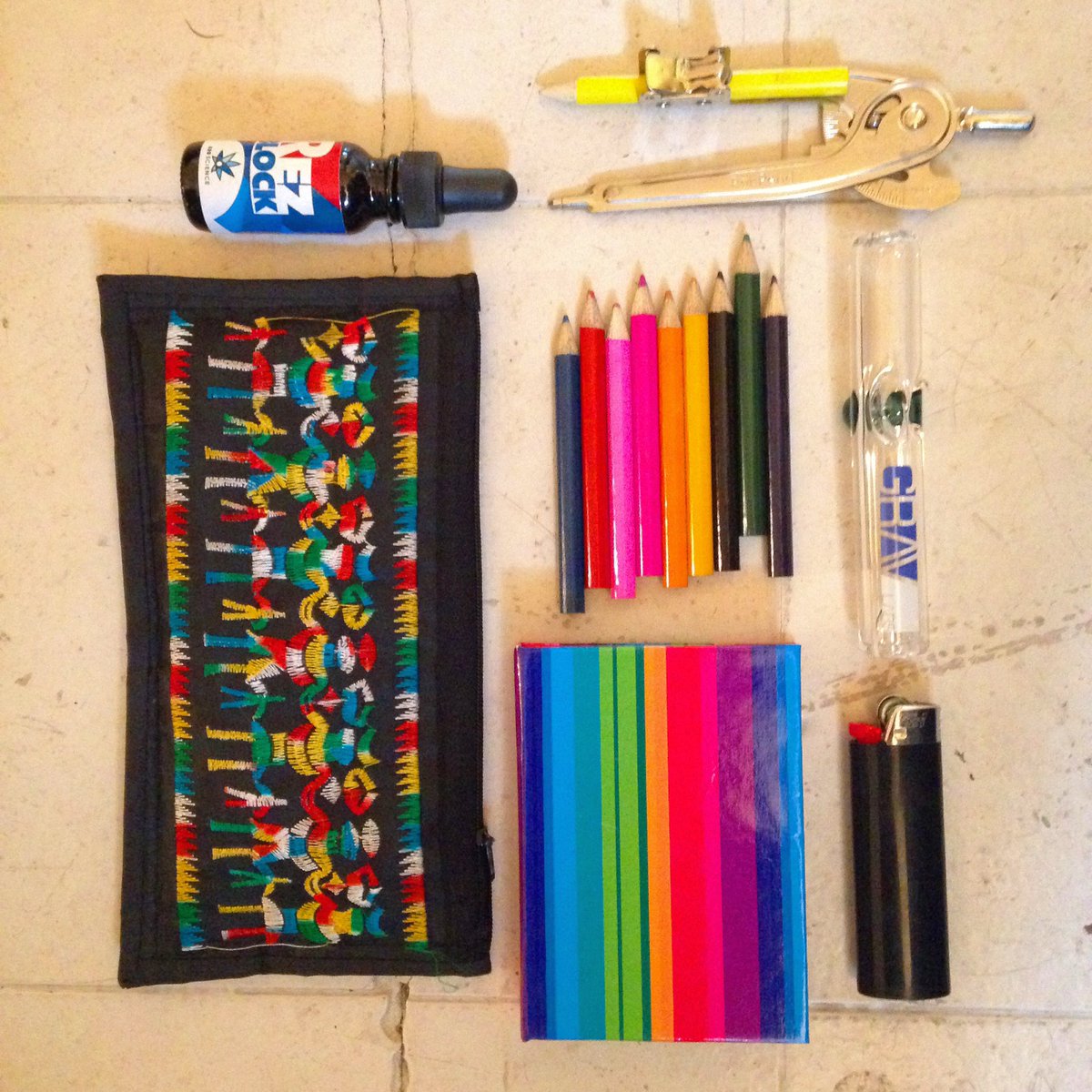 GravLabs's tweet photo. We know what's in our #backtoschool kit! 📓 #GravLabs #GravandGo #420science #ministeamroller #rezblock https://t.co/lF64ukuwv8