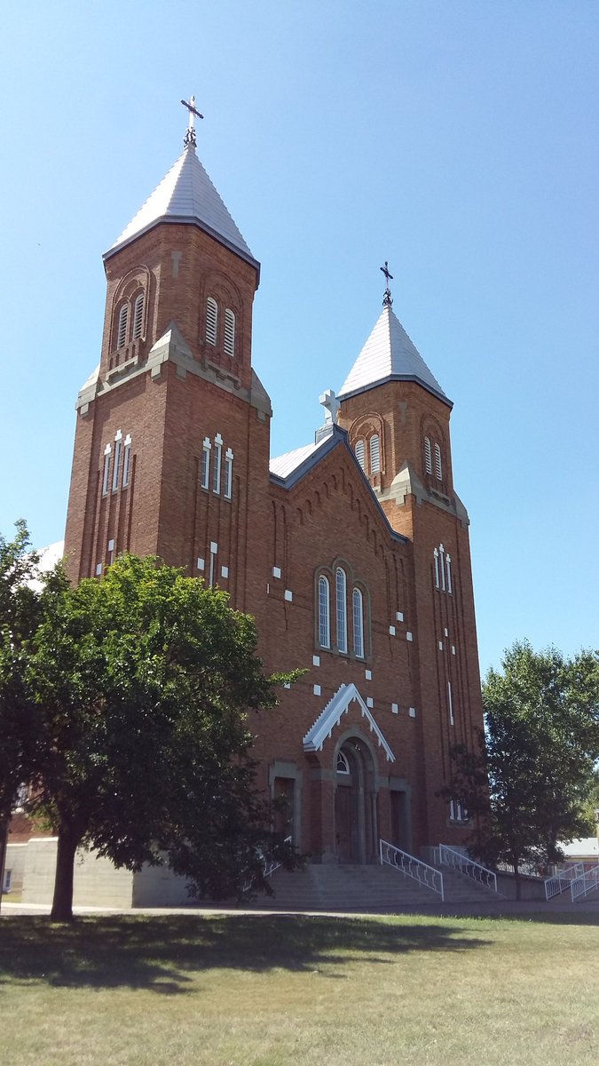 peppygreen81's tweet photo. @Saskatchewan #Pontiex,Sk such neat  landmarks on the #RedCoatTrail https://t.co/dAcL4ZCkvg