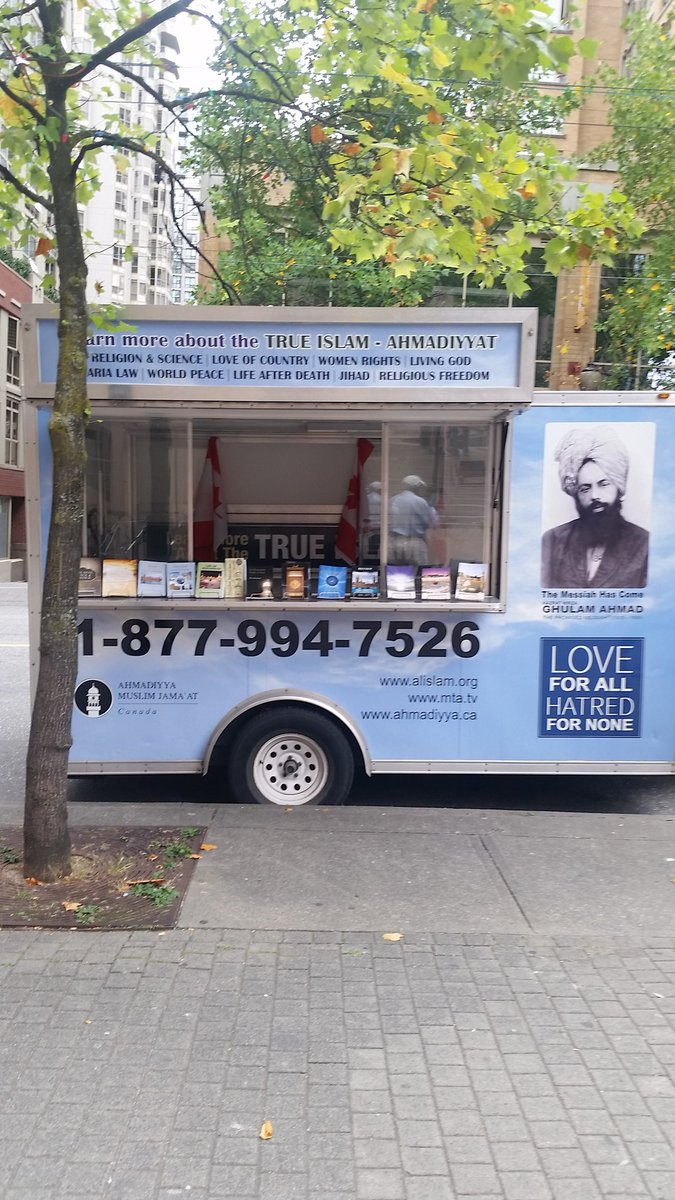 mesageofmessiah's tweet photo. #Canada Islam Exhibition all setup at Homer St & Robson St right beside the Library! #IslamExhibition #MobileMuslims https://t.co/ED6tDU7qB6