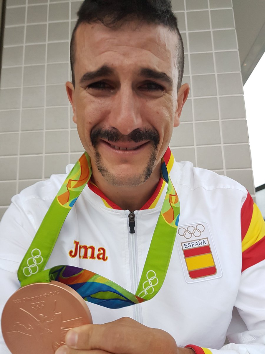 carlos coloma (@colomacarlos) on Twitter photo Esto es lo que siento no lo puedo esconder.
Tantos años tanto sacrificio.
Gracias.
<a href="/COE_es/">Comité Olímpico Español</a> @rio2016 Esto es lo que siento no lo puedo esconder.
Tantos años tanto sacrificio.
Gracias.
<a href="/COE_es/">Comité Olímpico Español</a> @rio2016