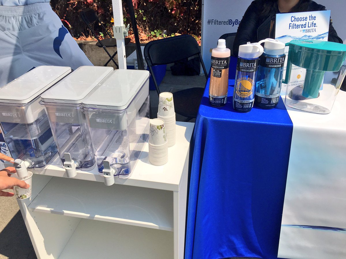 BritaUSA's tweet photo. Don't forget to stop by our hydration stations! #Caltopia2016 #FilteredByBrita https://t.co/gzBHVvd7FU