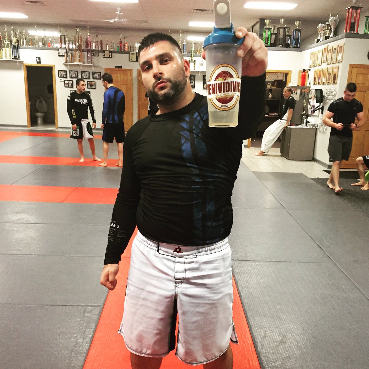 ✊After 2 years, it's time to shut the lights off at the WBS Office. 

 whitebeltsurvivalstrategy.blogspot.com/2016/08/knowin…