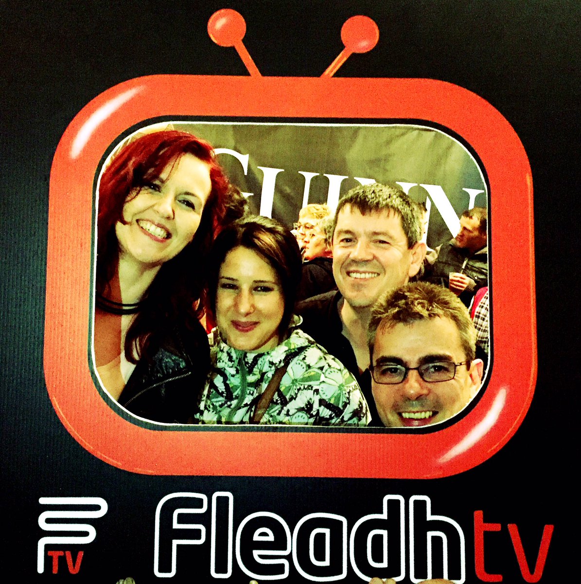 stephgeremia's tweet photo. @alankellygang @eddireader @jrdouglasesq @FleadhTV #FleadhTV #lastnightsfun https://t.co/qum6FjkOQV