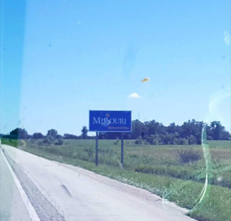 jasminecainrock's tweet photo. And another State down. Only 3 left. #HelloMissouri #ontheroadwithjasminecain
#WhiteNoise https://t.co/FtxsTuDLuL