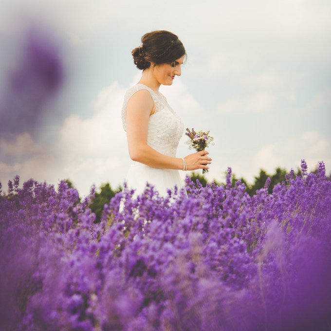 TimothyJPhoto's tweet photo. Cotswold Lavender Bridal Photoshoot https://t.co/oKvN2zqSRG https://t.co/0J4VYx54iO