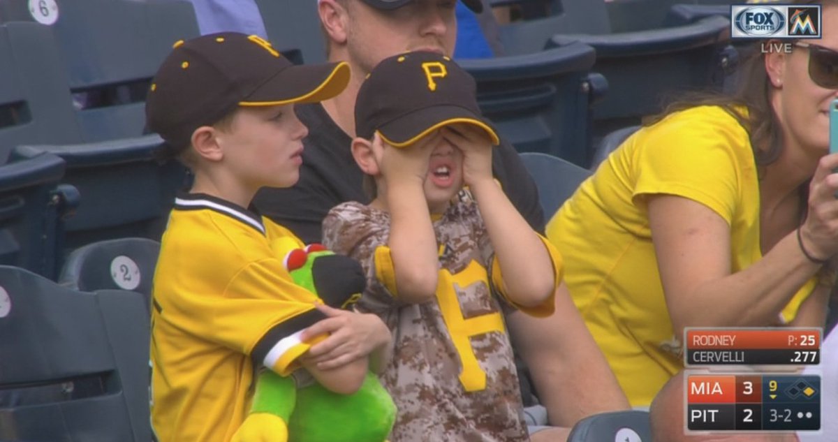 Don't look now: Marlins sweep Pirates bit.ly/2bMIxcD?utm_me… https://t.co/pBlfk1Bw2O