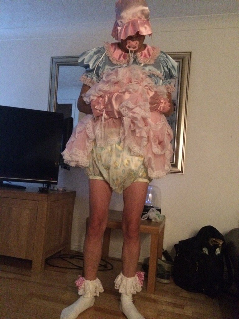 Nanny Betty on Twitter: "Sissy baby Penelope Pansy wearing a very wet