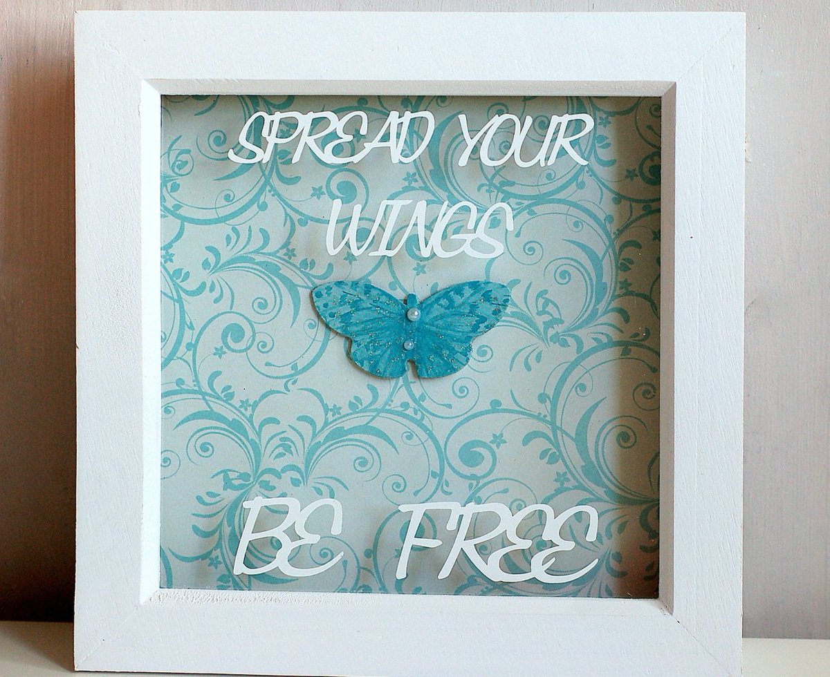 TPDStationery's tweet image. Butterfly Box Frame, Shadow Box frame with quote, butterfly frame… tuppu.net/fd84aeae #Home decor #GreenPattern