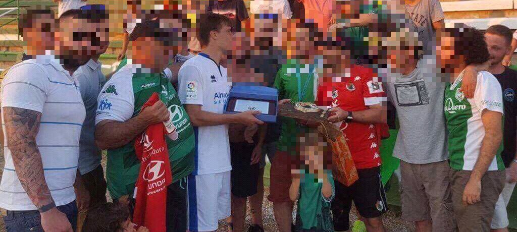 Ultras Cacereño tweet media