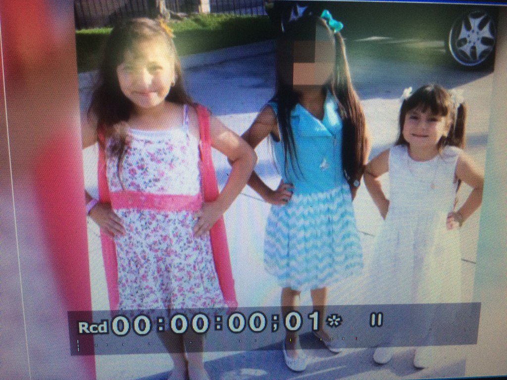 GregMillsTVNews's tweet photo. Sisters (L & R) killed w/mom on LaJolla St walking home from b-day party. Sister in middle not involved. #CBSLS https://t.co/eEeZfzpI3e