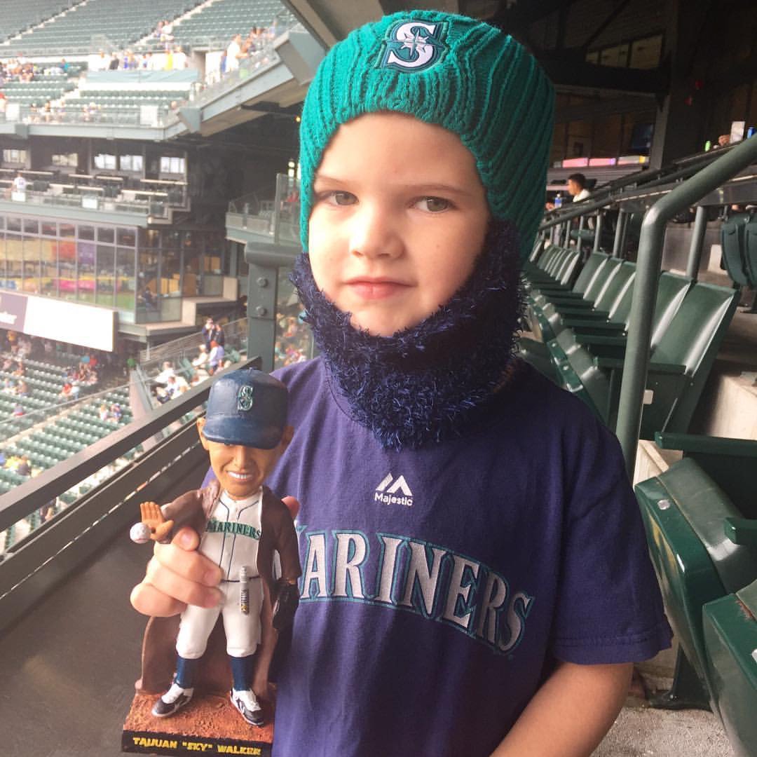 firefighterjp's tweet photo. #seattlemariners #whereiroot #rootsportsnw #MarinersForce 
Enjoying a game from the All Star Club! #GoMariners https://t.co/WyeuLxzoMX