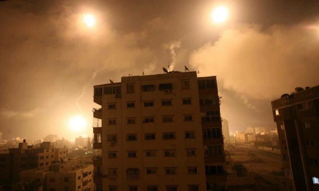 Bu bir film sahnesi değil!
Bu bir KATLİAM!
Mazlum coğrafyamız #Gazze vuruluyor!
