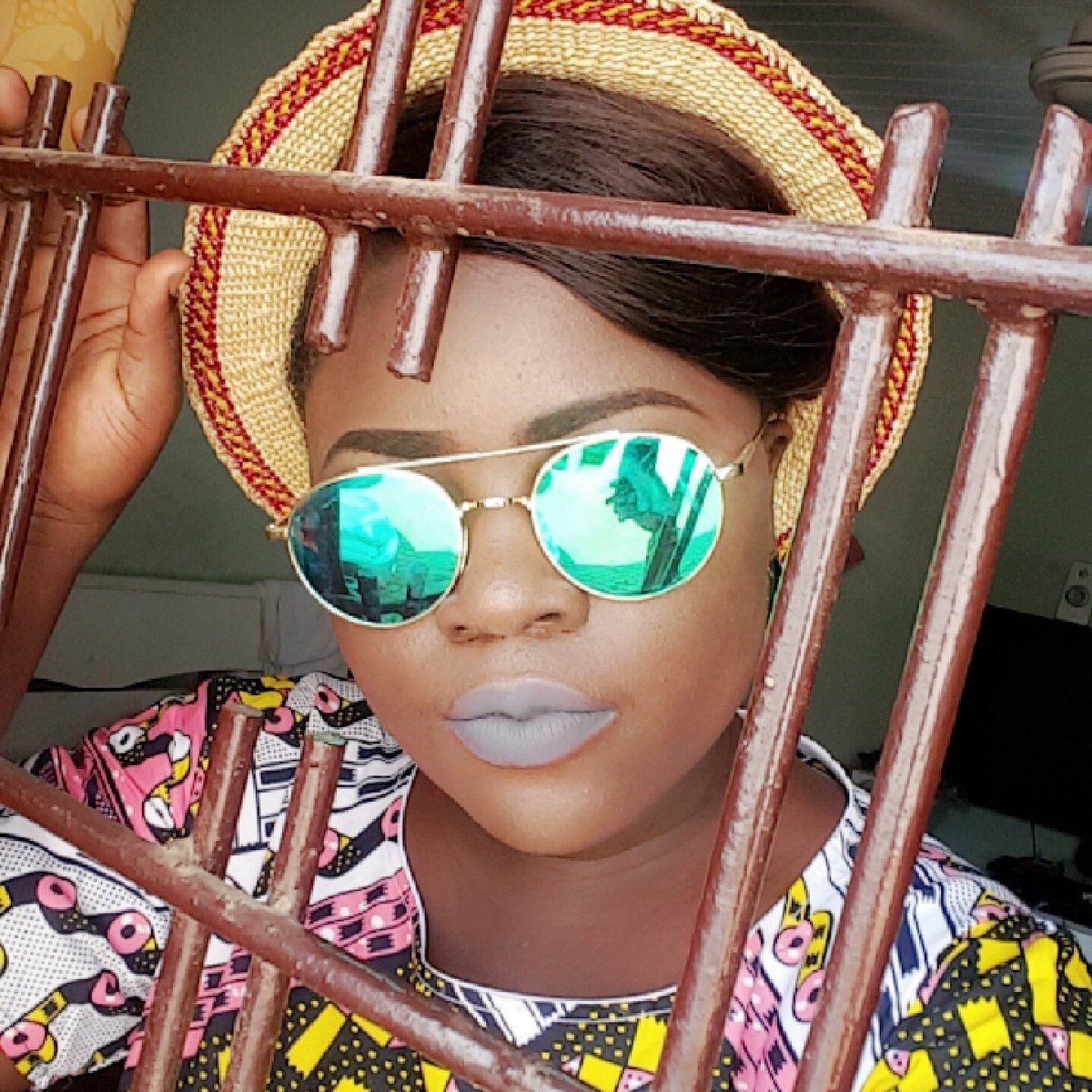 Am loving my lip color😙😙 @ogos_lips_and_nails . kiss.. Kiss.. Kiss..😙😘