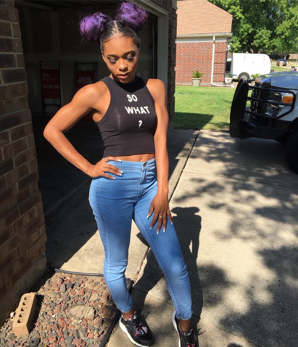 Your Beneath Me Bish.. 👑👻