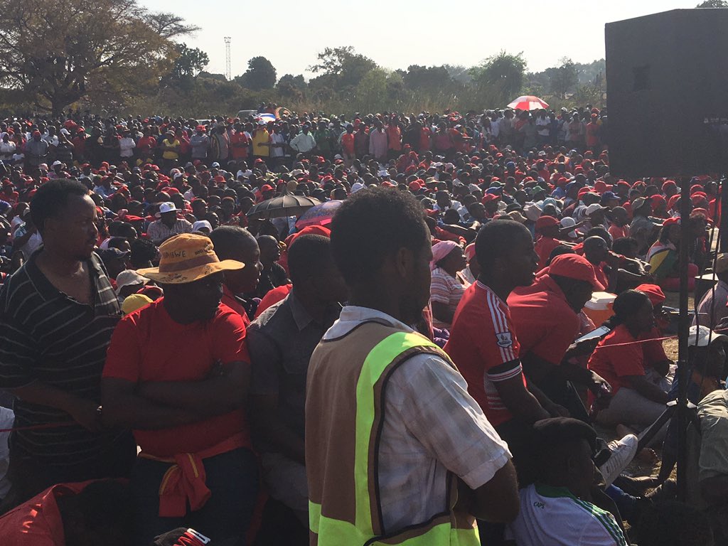 nelsonchamisa's tweet photo. The yesterday Kuwadzana rally in pictures!! https://t.co/oY8wc2wcUt
