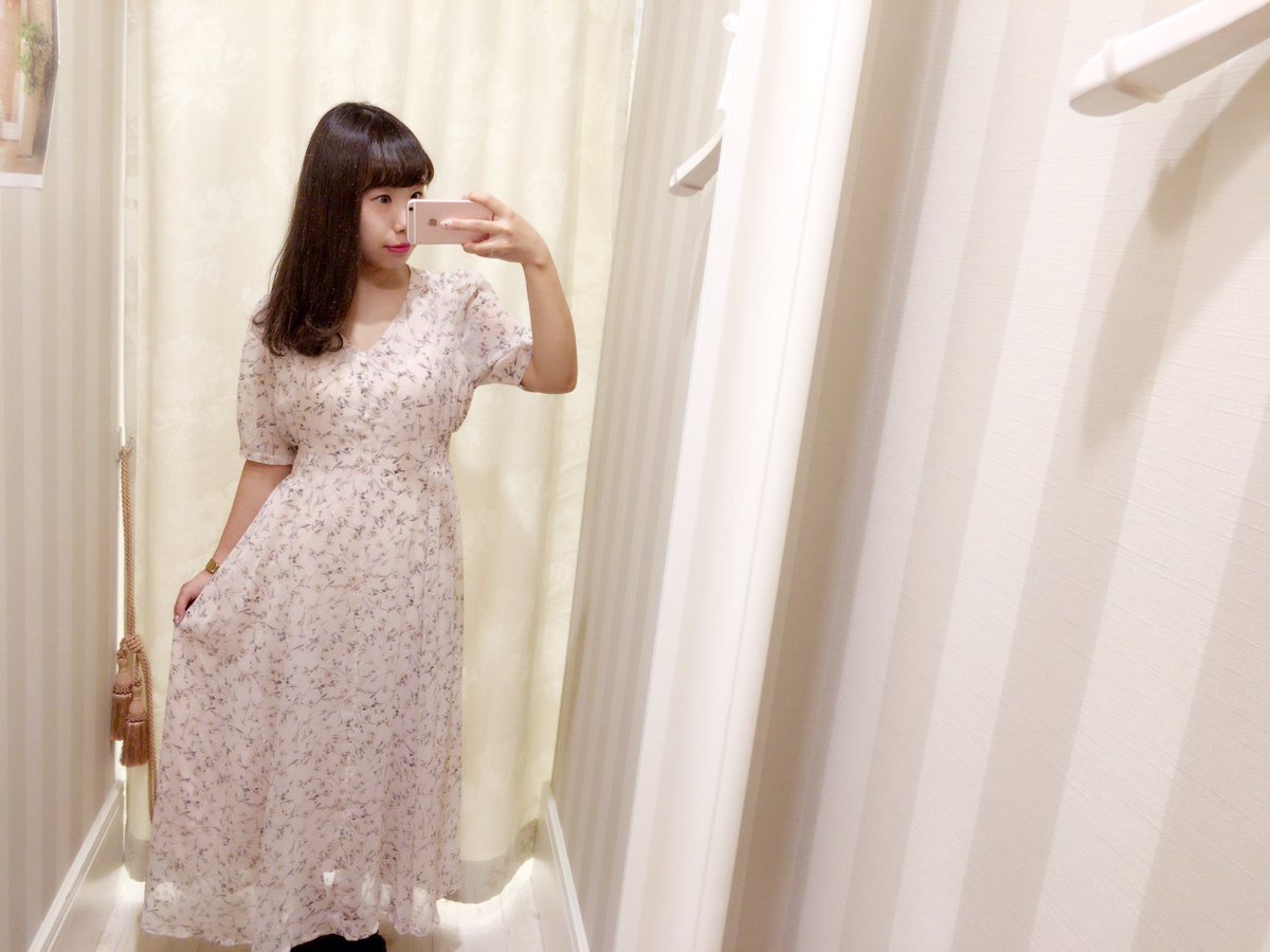 販売サイト - エブリン ワンピース 花柄 - ストアイベント:2330円