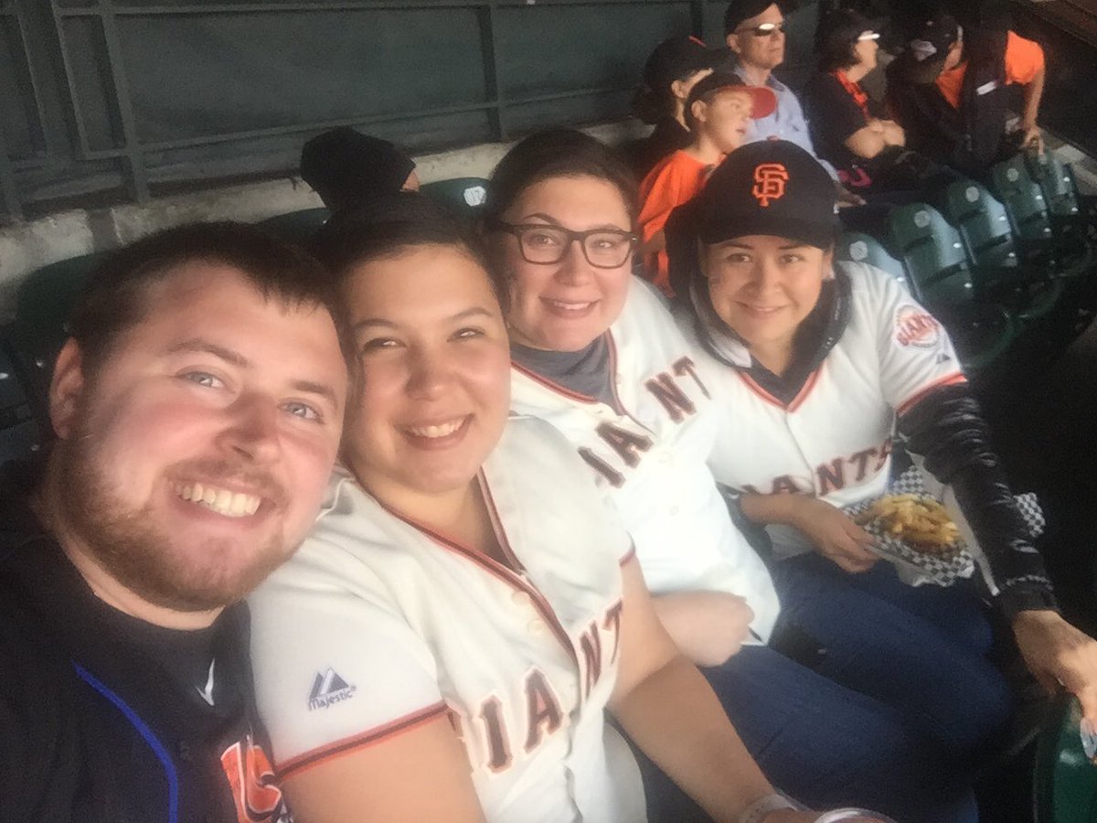nomadbecker's tweet photo. Game time, let's go @SFGiants ⚾️ https://t.co/dmEB9gPUWP