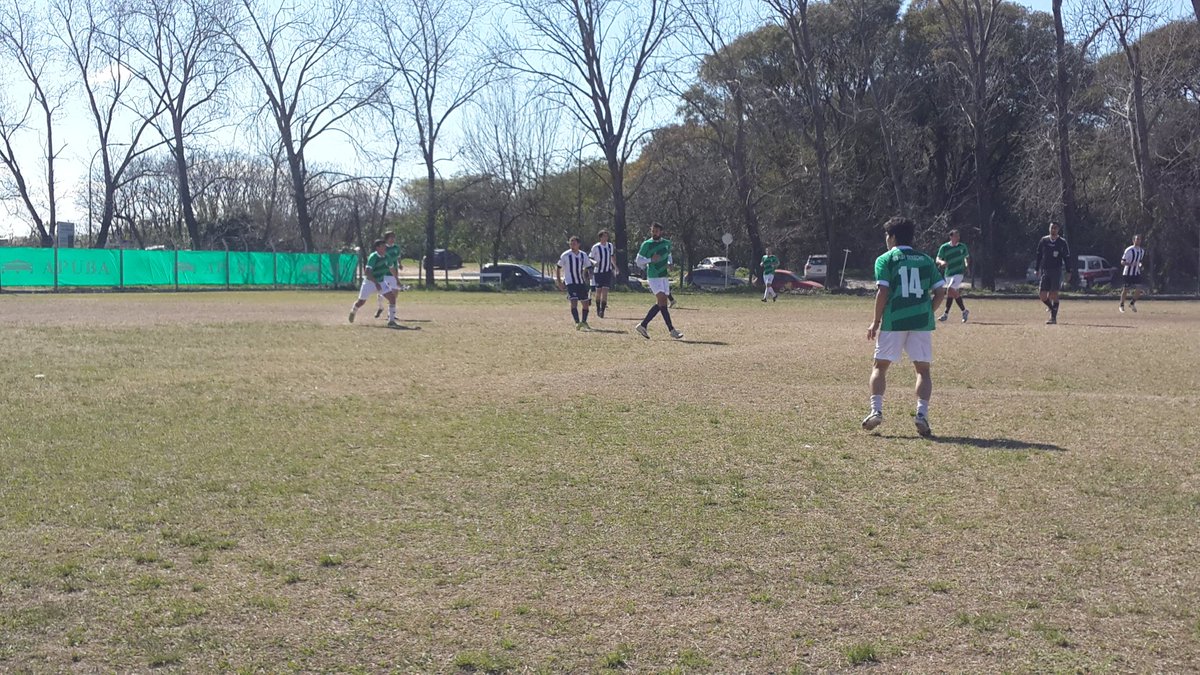 NHD Juveniles 0 vs Club Cipolletti 0:
En un partido reñido se enfrentaron dos posturas distintas, Fue empate a 0.