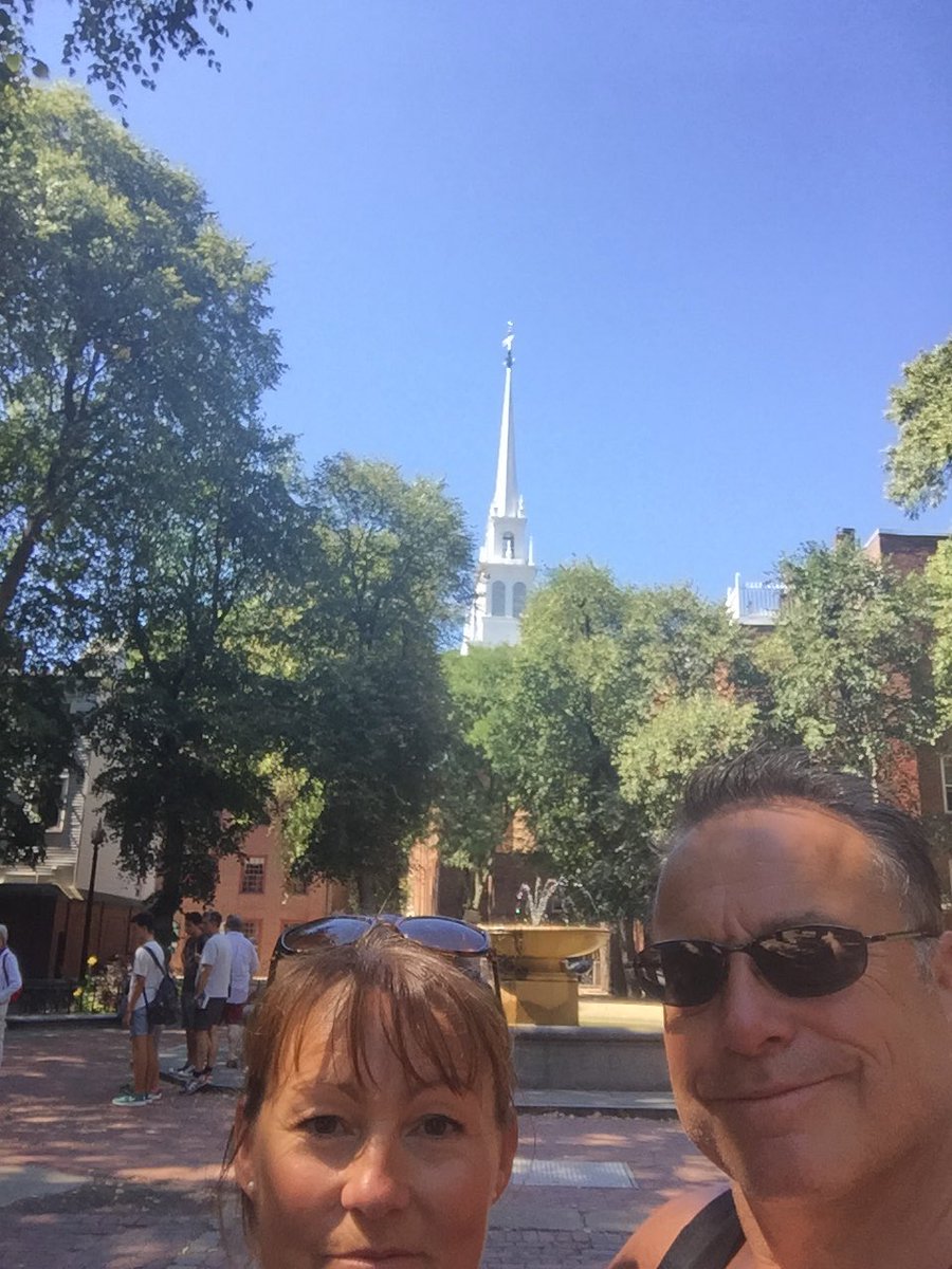 goodwinks's tweet photo. #13 @TheFreedomTrail 'Old North Church' #TwoLanterns #happyholidays MrsG looking very #serious https://t.co/eUbS5cpv4c