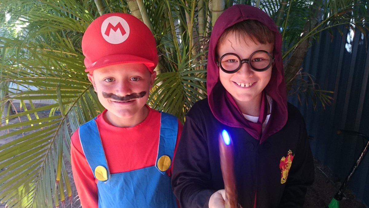 JWiltschut's tweet photo. From science week to #Bookweek. Bring it on!! https://t.co/5deYK48HpP