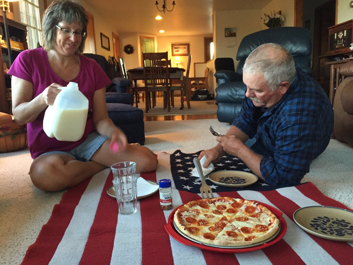 Nothing says closing ceremony like a pizza picnic on an American flag wool blanket #thatsgold #TeamUSA #farmlife